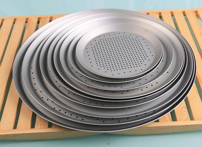 Rk Bakeware China-Hard Coat Perforated Thin Crust Round Pizza Tray