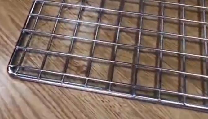 Rk Bakeware China-18&prime;&prime; &amp; 16&prime;&prime; SUS304 Stainless Steel Bakery Bread Cooling Wires Cooling Rack for Australia Bakeries