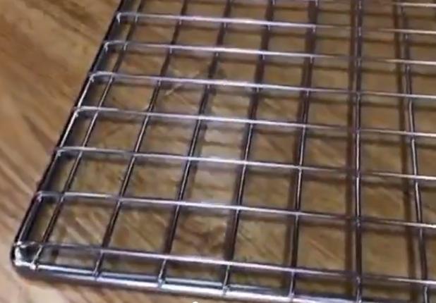 Rk Bakeware China-18&prime;&prime; &amp; 16&prime;&prime; SUS304 Stainless Steel Bakery Bread Cooling Wires Cooling Rack for Australia Bakeries