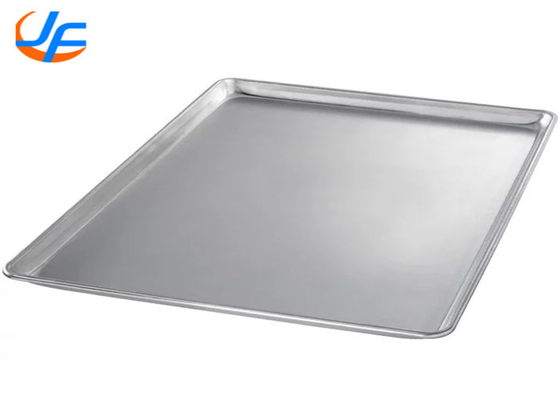 RK Bakeware China 16 Gauge Full Size Aluminium Baking Tray Wire in Rim Glazed 15 13/16&quot; x 21 13/16&quot;