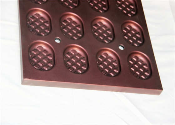 Wine Red PTFE 594x394x25mm Cupcake Mould Tray