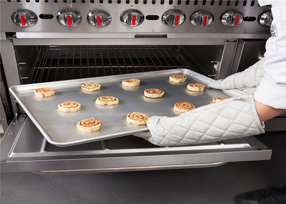 RK Bakeware China Foodservice NSF Full Size Aluminum Nonstick Baking Tray / Aluminum Sheet Pan Wire In Rim , 13 X 18