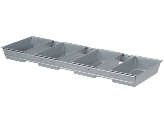 RK Bakeware China Foodservice NSF 1000g Glazed Aluminum Loaf Pans Aluminized Steel Bread Loaf Pan 3/8 Lb.