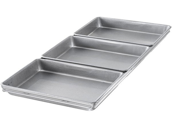 RK Bakeware China Foodservice NSF 4 Straps Pullman Loaf Pans , Aluminized Steel Bread Loaf Pan Sandwich Box