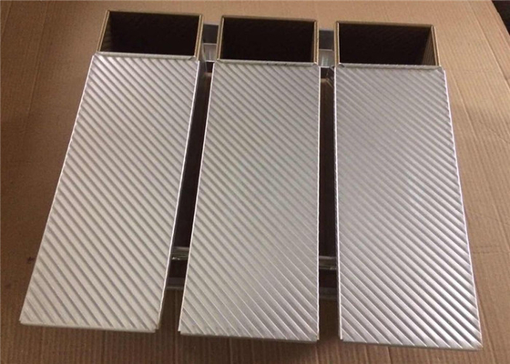 RK Bakeware China Foodservice NSF Pullman Aluminum Loaf Pans , Nonstick Totast Bread Loaf Pan Fluted Pan With Lid