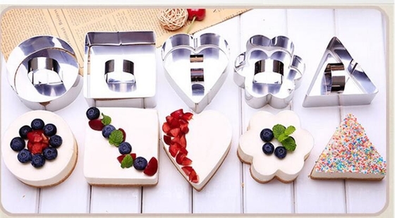 RK Bakeware China Foodservice NSF Triangle Mousse Cake Ring Stainless Steel Ring Mold Cut Biscuits Cake Bakeware Mold