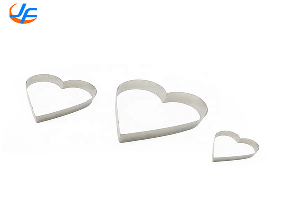 RK Bakeware China Foodservice NSF Heart Shape Cake Baking Mold , Stainless Steel Heart Molding Mousse Cake Rings