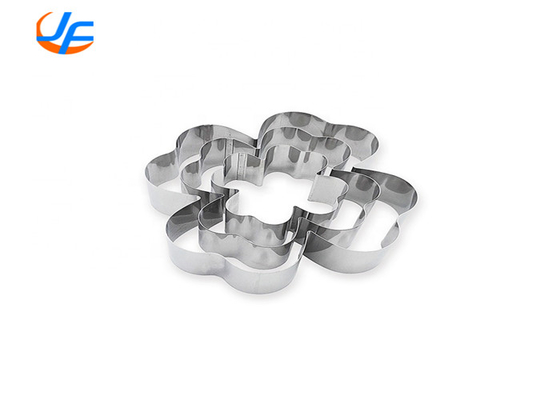 RK Bakeware China Foodservice NSF Stainless Steel Four Leaf Clover Mouse Molding Mousse Cake Rings Customized Size