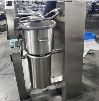                  Rk Baketech China R60 T 60L Vertical Cutter Mixers for Food Processing             