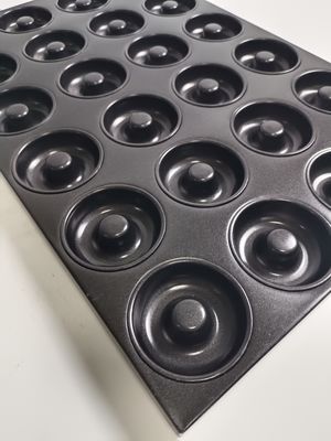 24 Cavity Doughnut Mould Tray Roll Up Edge Design For Daily Cooking